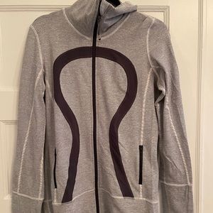 Lululemon High-Neck Zip-Up, Size 8